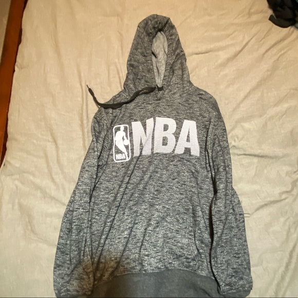 Reflective NBA hoodie can also fit medium - Picture 2 of 3